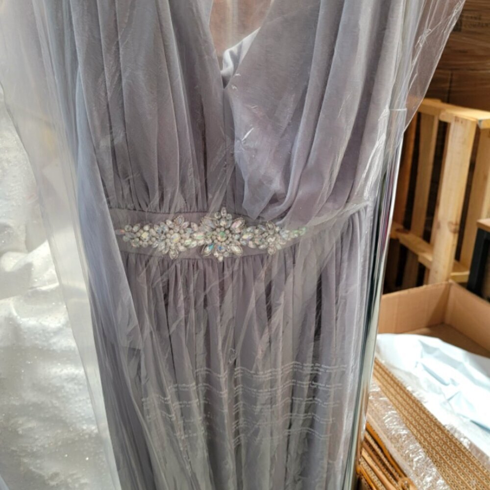 SALE NWT Lenovia 5201 Bridesmaid Dress Chiffon Silver Size M - Picture 6 of 7